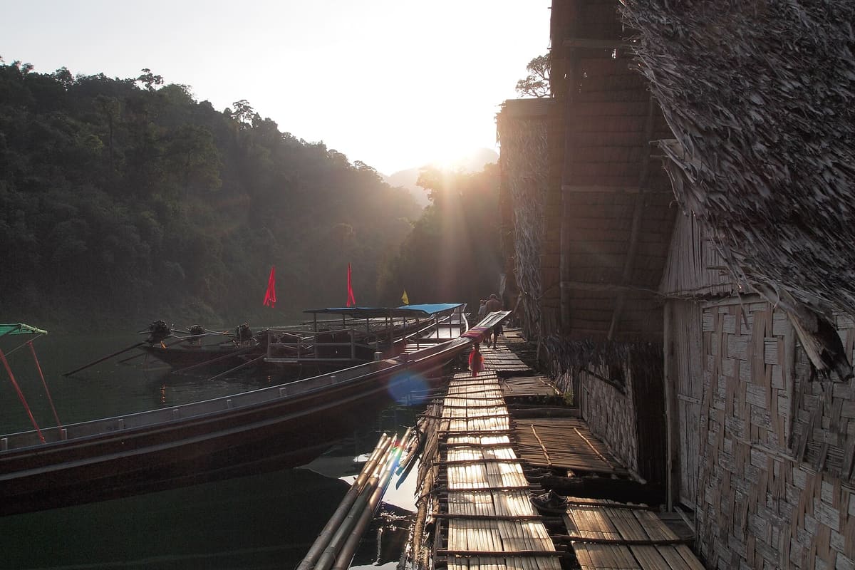 Floating houses on Cheow Lan Lake